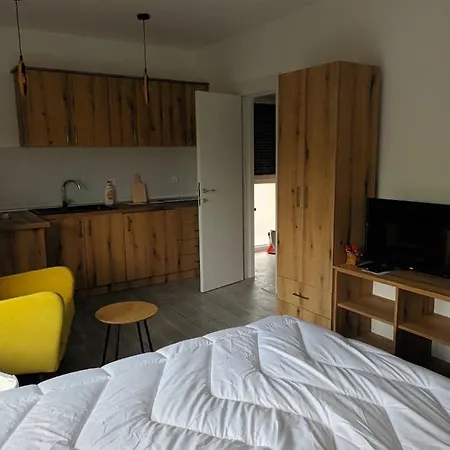 Apartment Lena 2