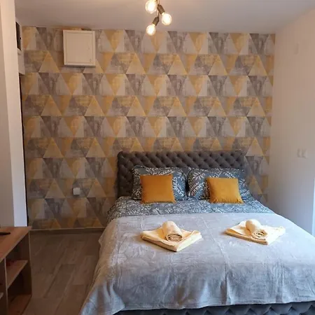 Lena 2 Apartment